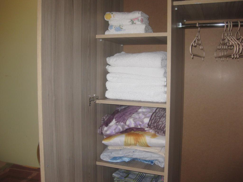 Apartment On Rustaveli Avenue Tbilisi Room photo