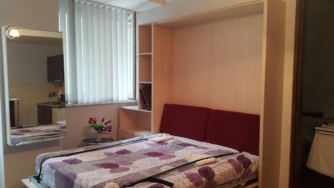 Apartment On Rustaveli Avenue Tbilisi Exterior photo